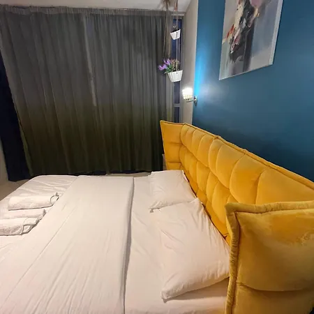 Xclusive Skanderbeg Square Apartment Tirana